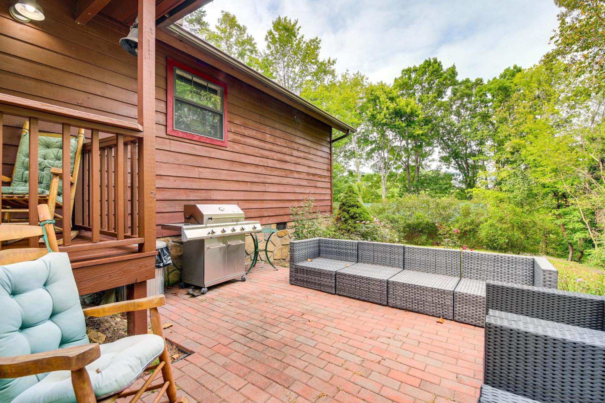 Pet-Friendly Sevierville Rental With Private Hot Tub Zewnętrze zdjęcie