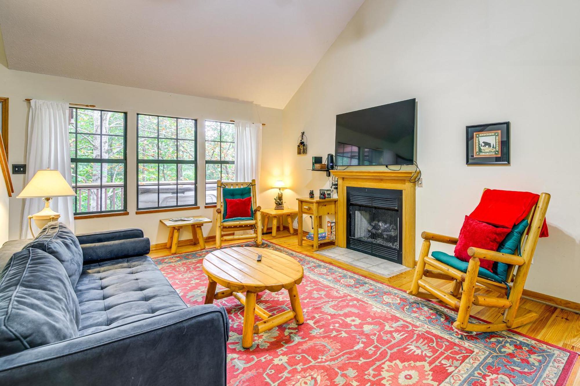 Pet-Friendly Sevierville Rental With Private Hot Tub Zewnętrze zdjęcie